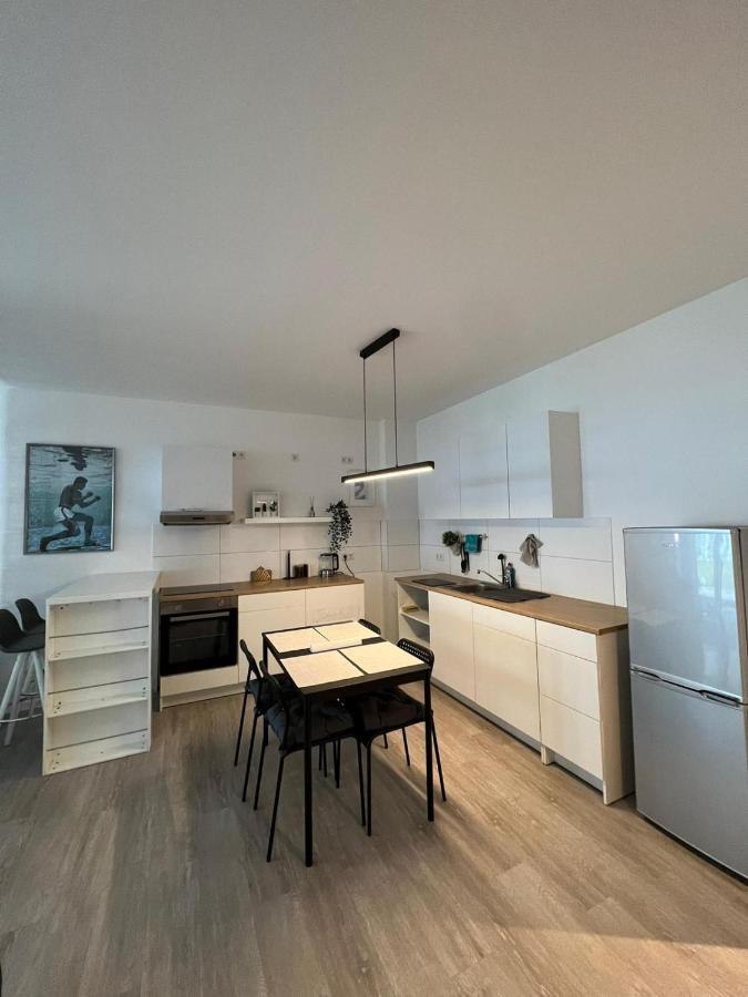 Luxurioeses Apartment Fuer 4 Personen, Neubau, Parkplatz Free ボーフム エクステリア 写真