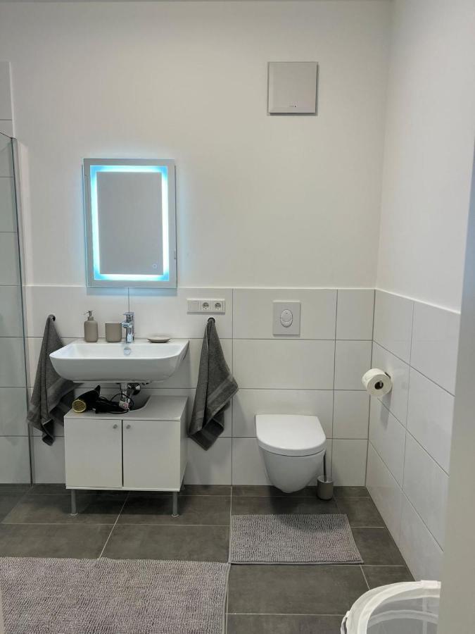Luxurioeses Apartment Fuer 4 Personen, Neubau, Parkplatz Free ボーフム エクステリア 写真
